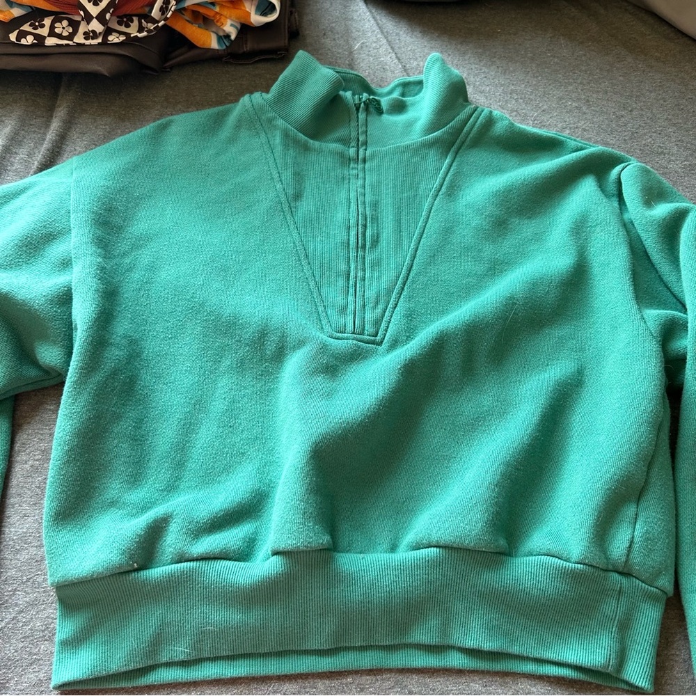 victoria’s secret green sweatshirt
